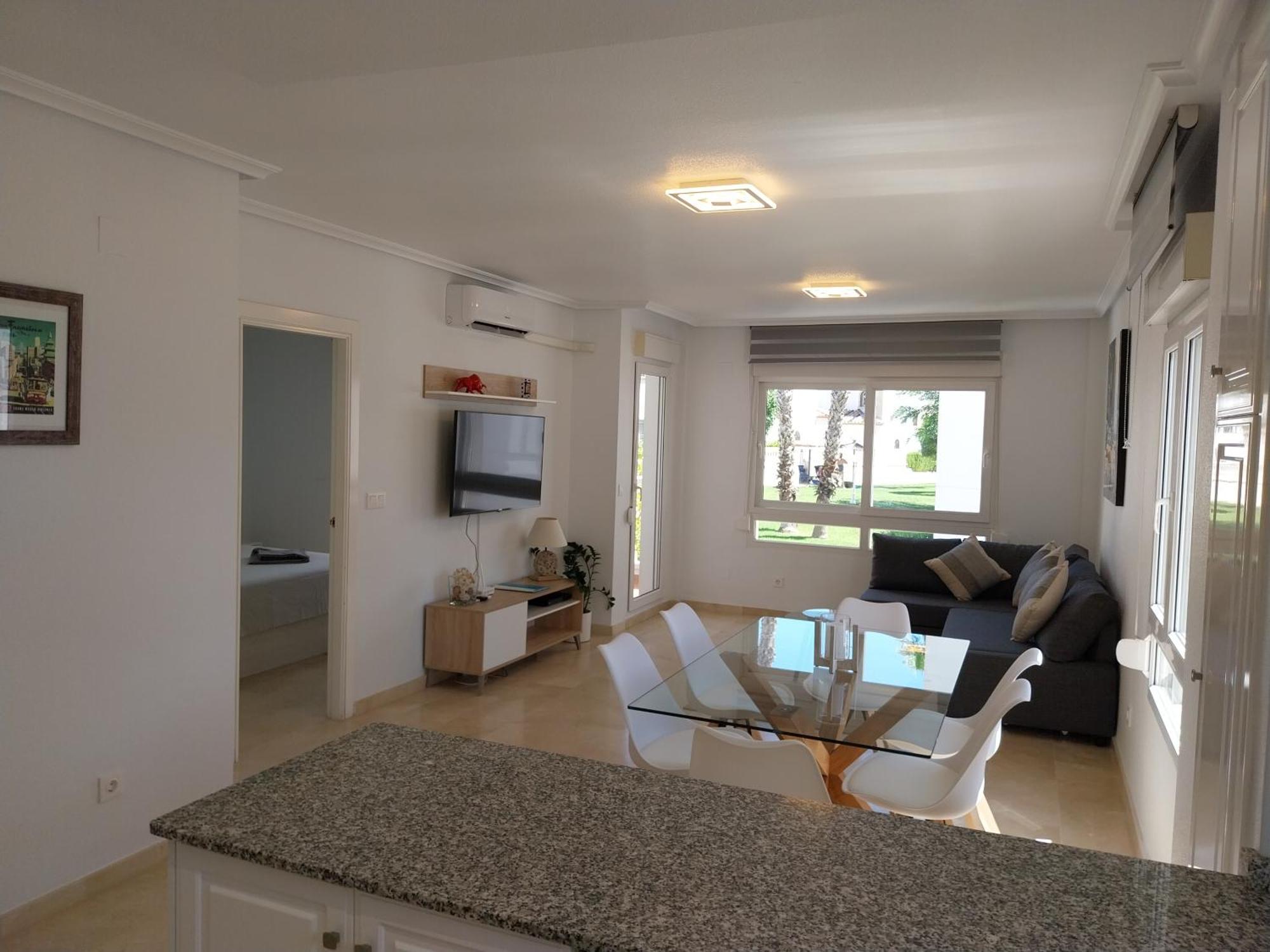 Charming Apartment In Front Of Villamartin Golf And Plaza מראה חיצוני תמונה