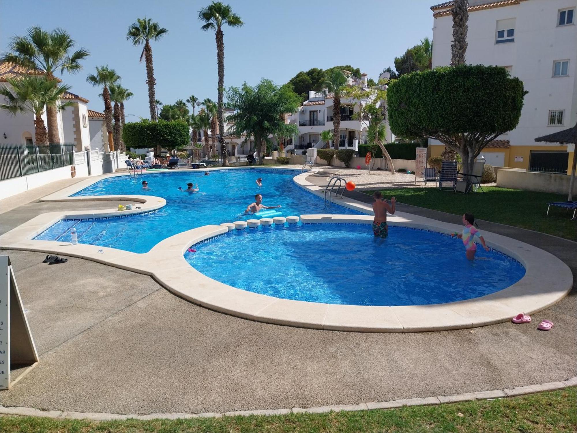 Charming Apartment In Front Of Villamartin Golf And Plaza מראה חיצוני תמונה
